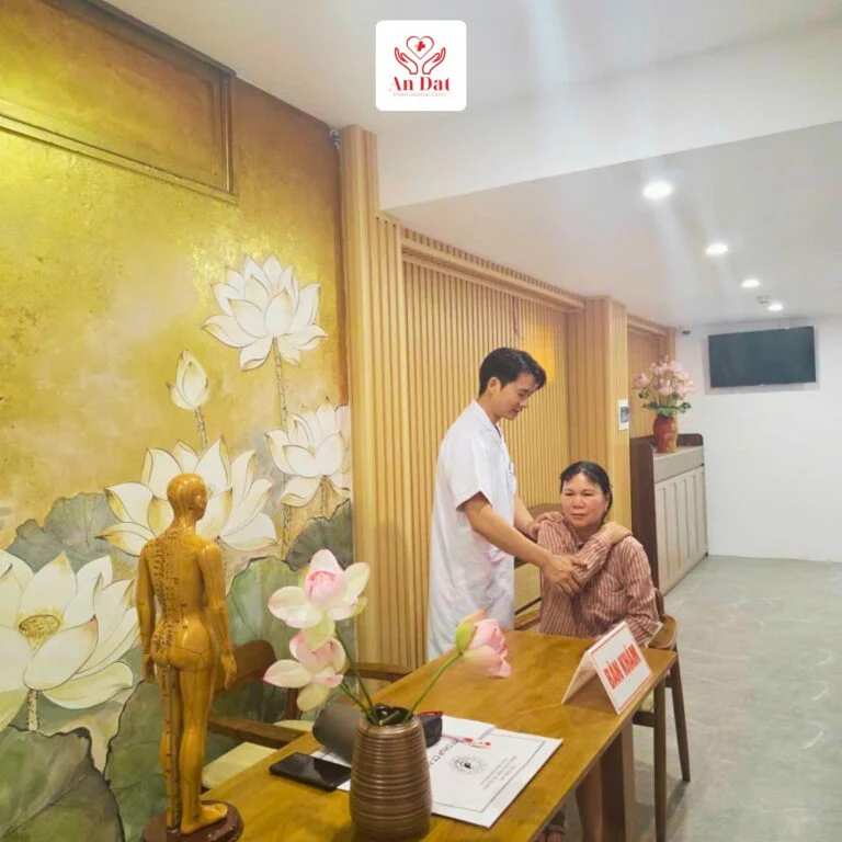 Phòng Y Học Cổ Truyền & PHCN